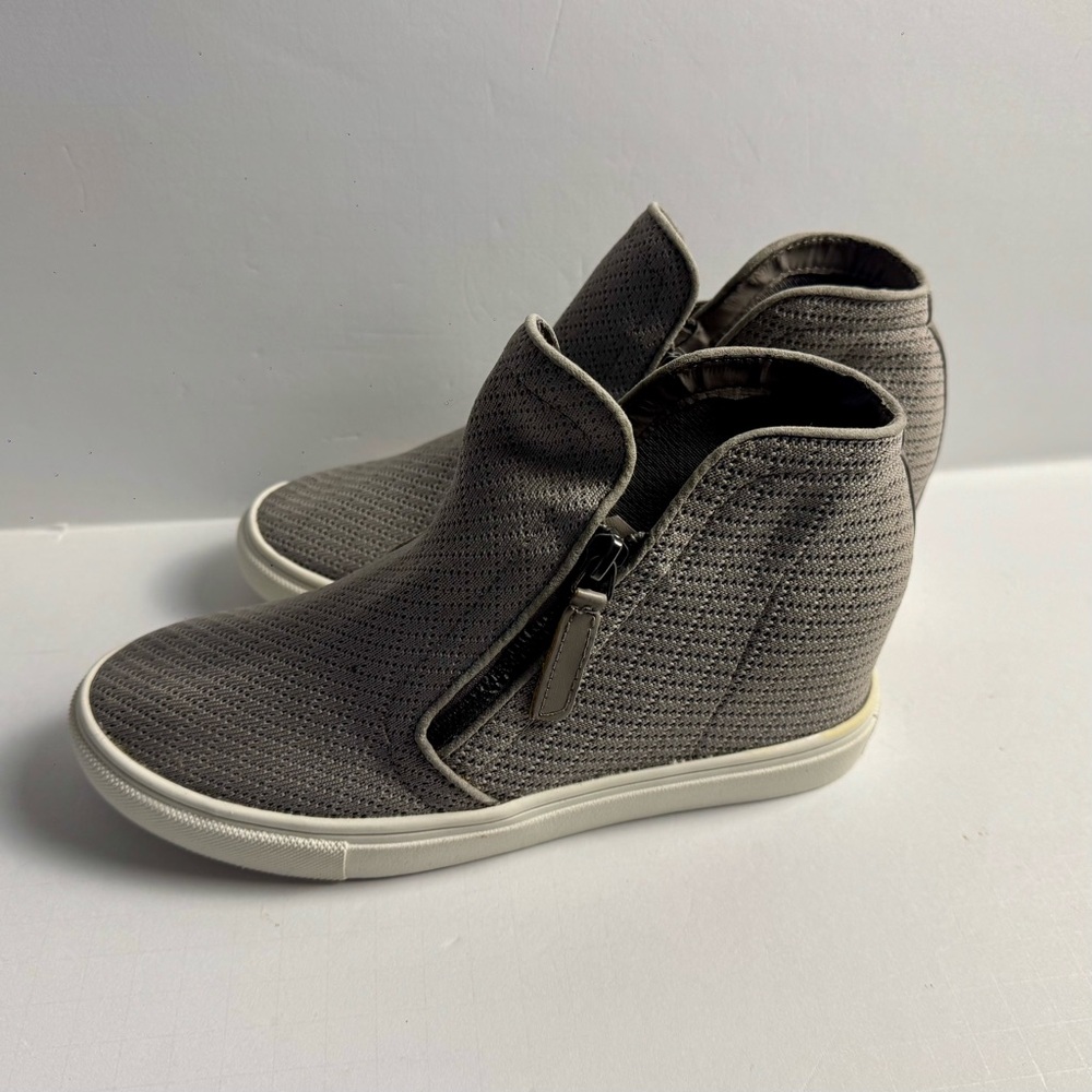 Madden Girl Preston Wedge Sneakers Black Women's Size 6.5 Double Side Zippers
